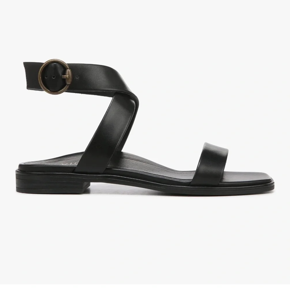 Vionic black strappy sandals - Picture 8 of 8